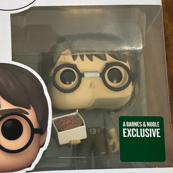 Funko Pop! Harry Potter #174 With Birthday Cake - Barnes & Noble - Rare In Hand - Picture 2 of 5